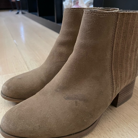 ALDO SUEDE BOOTIES - Picture 6 of 6